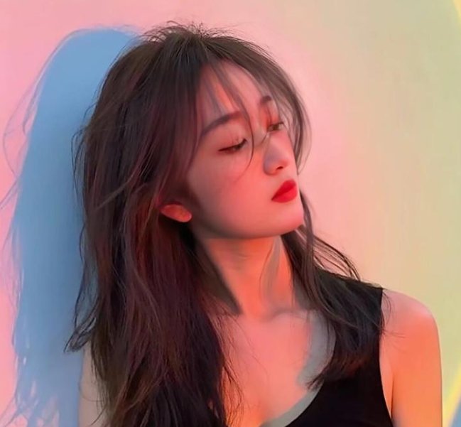 她赤脚走过荆棘地