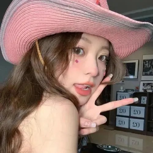 黑暗笼罩她七年